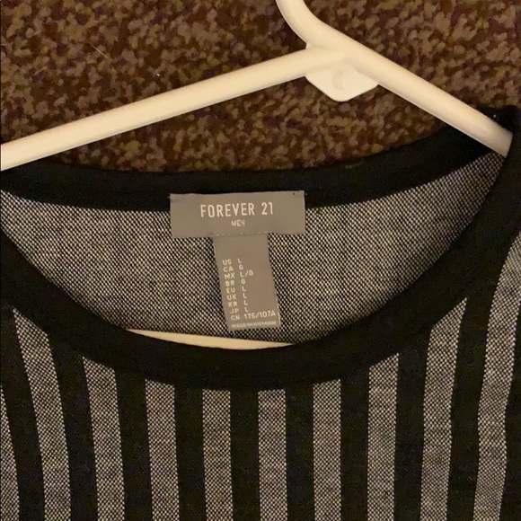 Forever 21 Shirt - Picture 2 of 3